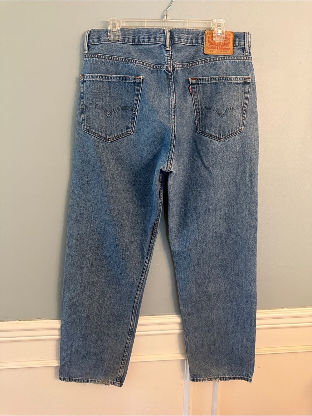 Levi’s Men’s Baggy 550 36 x 32 Red tab Baggy jeans